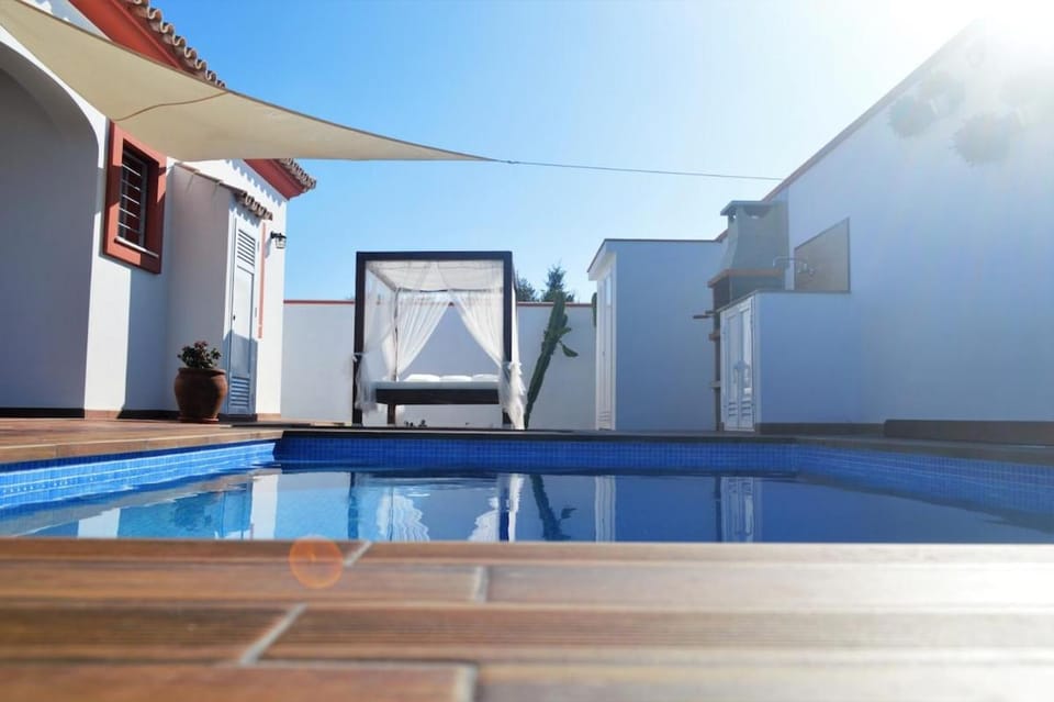 Pool view, Swimming pool