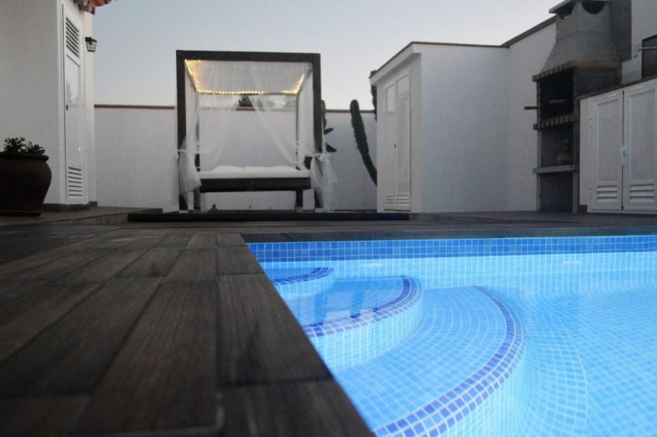 Pool view, Swimming pool