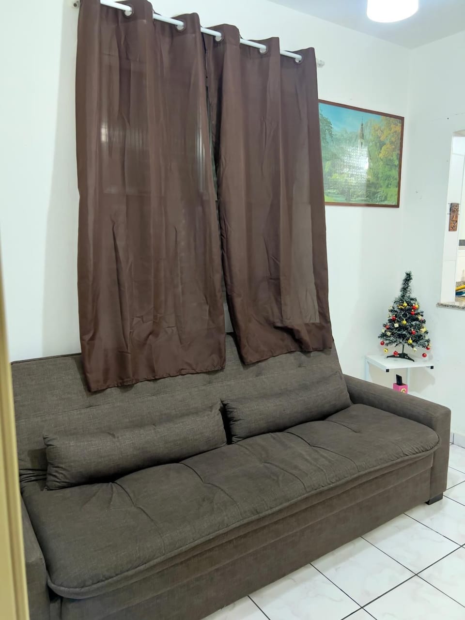 Apto no Boqueirão, 3 minutos da Praia a Pé, vaga de garagem rotativa e Wi Fi Apartment in State of São Paulo