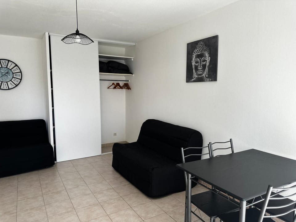 T1 Air-conditioned near downtown and beaches Apartment in Provence-Alpes-Côte d'Azur