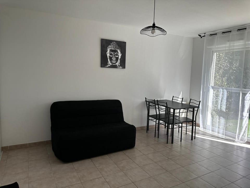 T1 Air-conditioned near downtown and beaches Apartment in Provence-Alpes-Côte d'Azur