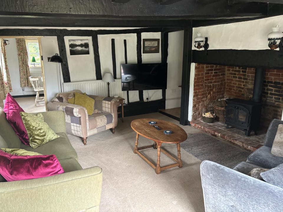 Willow cottage House in Mid Suffolk District