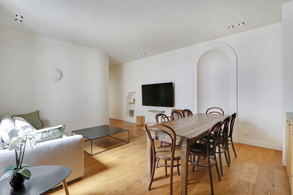 Communal lounge/ TV room, TV and multimedia, Living room