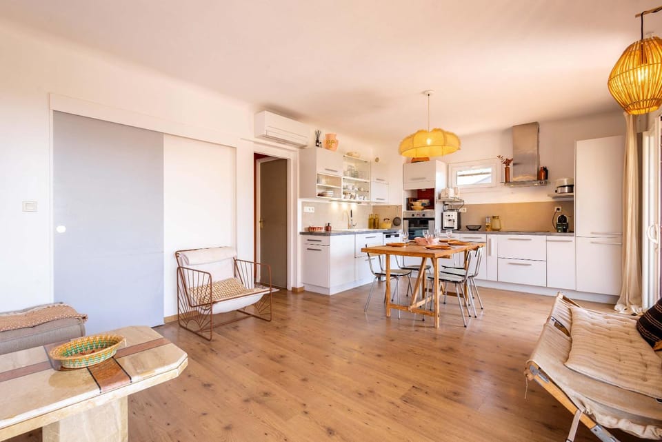 Valras-Loc - Maison bord de mer 2 terrasses Apartment in Occitanie