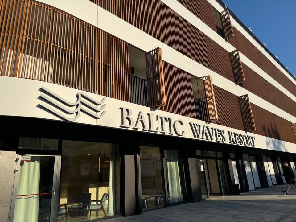 Property building, Facade/entrance, Property logo or sign