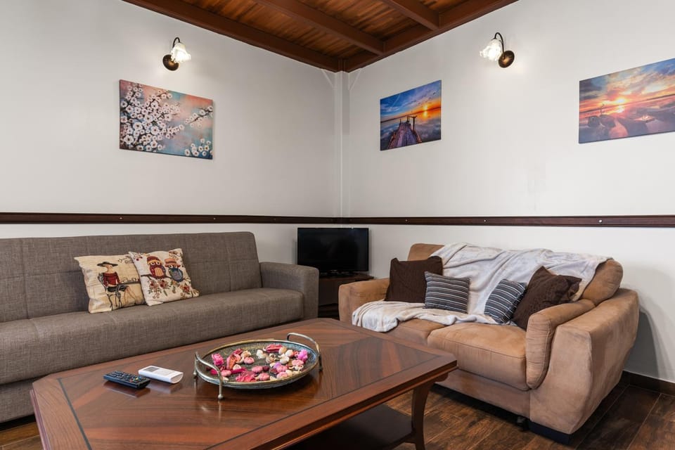 Property building, Living room