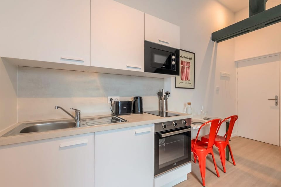 Studio sous les combles côté cour, parking gratuit Apartment in Villeneuve-d'Ascq