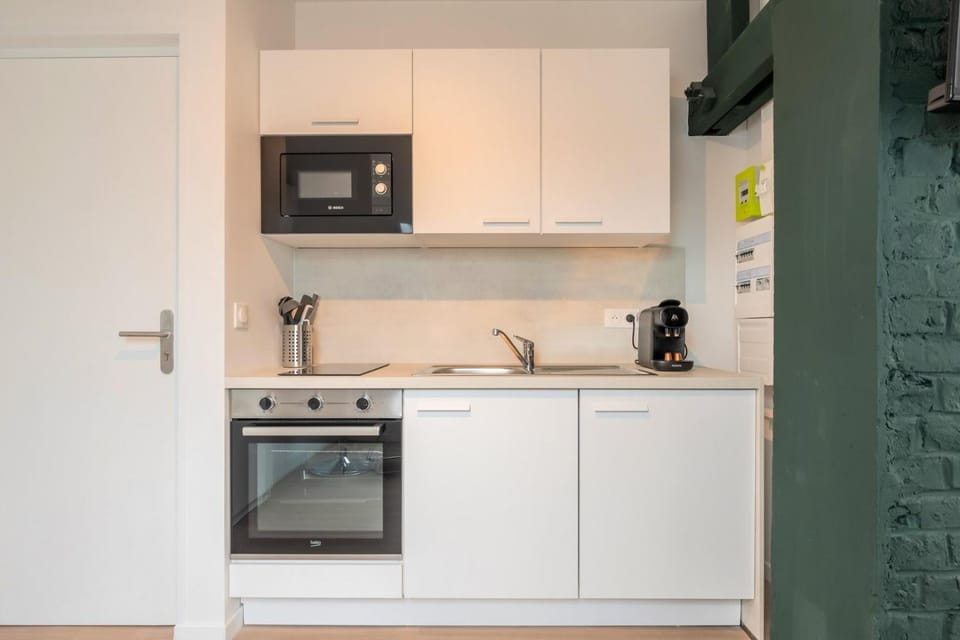 Studio sous les combles côté cour, parking gratuit Apartment in Villeneuve-d'Ascq