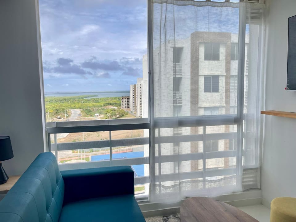 Natural landscape, View (from property/room), City view, River view, River view, Sea view