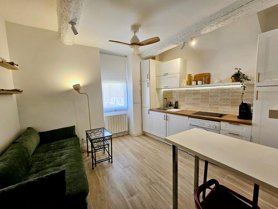 GALLIENI - Cozy studio in Nice Apartment in Nice