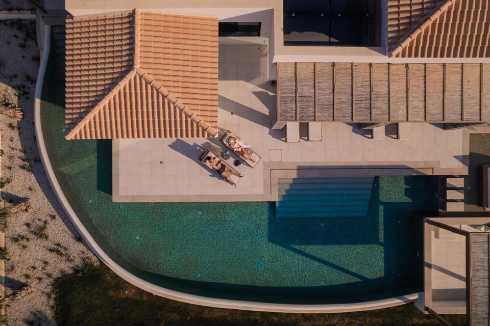 Bird's eye view, Swimming pool, Swimming pool