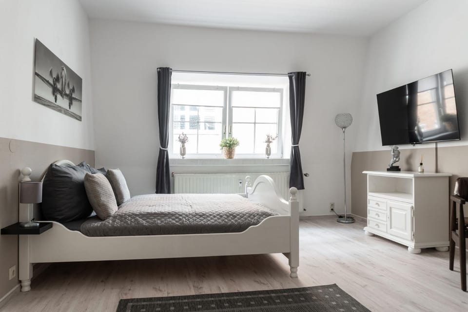 SchaeBu! 4 Apartment Zentral Am Altmarkt Vacation rental in Poland