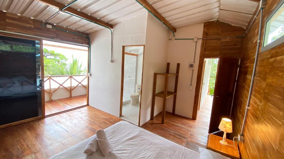 Balcony/Terrace, Photo of the whole room, Bedroom, air conditioner