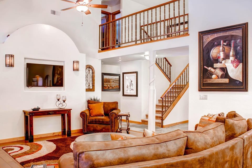 Hacienda in Solitude Vineyard House in Paso Robles