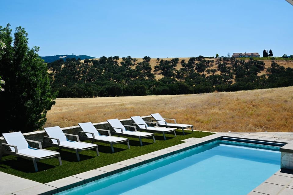Tour de Rouge House in Paso Robles