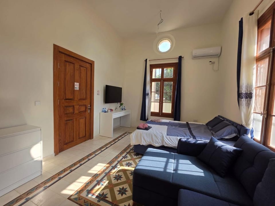 Ja guest house Vacation rental in Tel Aviv-Yafo