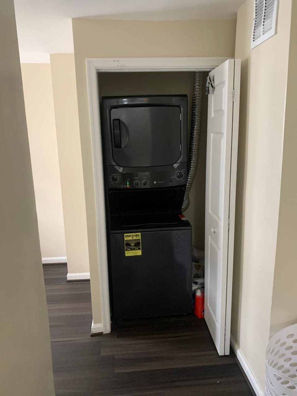 Beautiful bedroom next Camden yard and M&T stadium Vacation rental in Baltimore