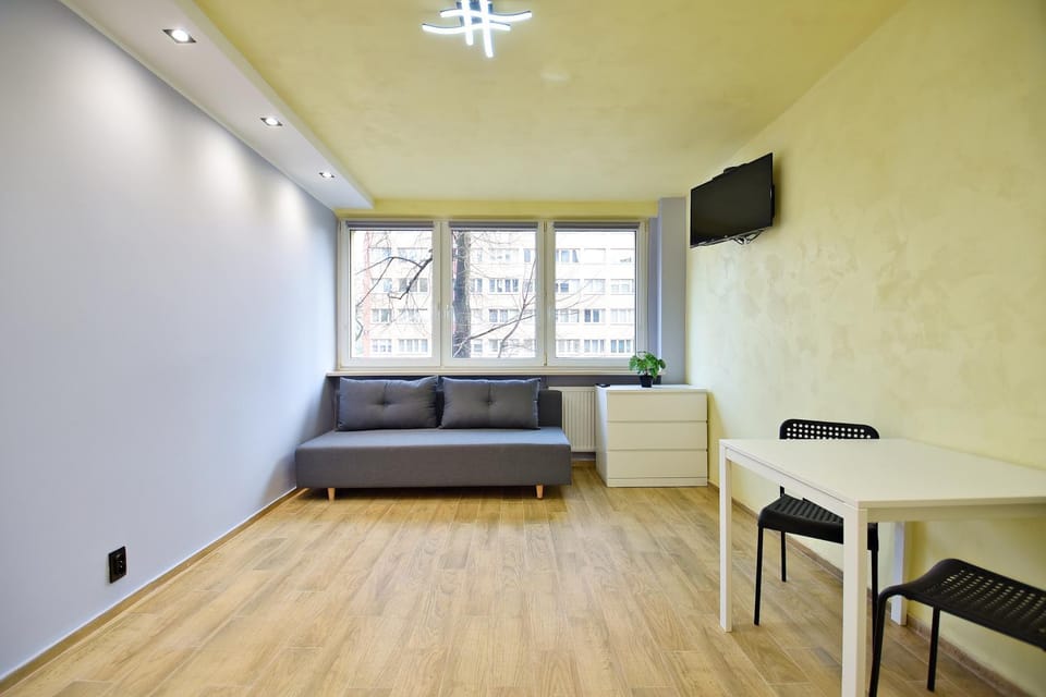 Skorochód Majewskiego 15 studio A Apartment in Warsaw