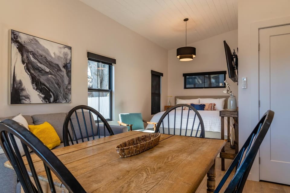 Fiorella Sofia-Vine Cottages House in Paso Robles