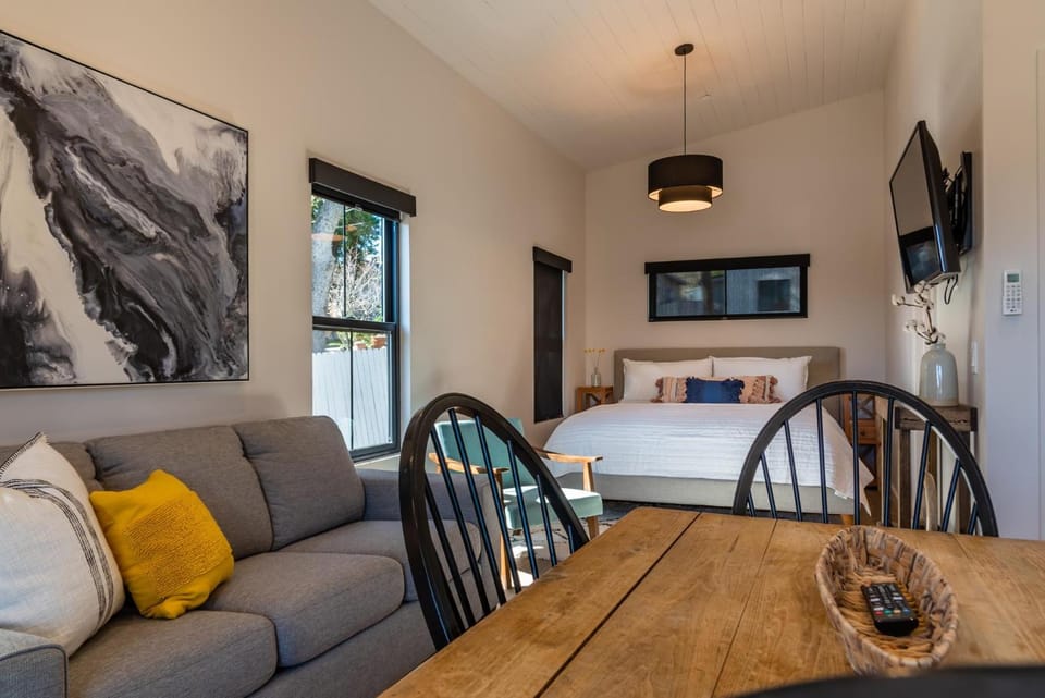 Fiorella Sofia-Vine Cottages House in Paso Robles
