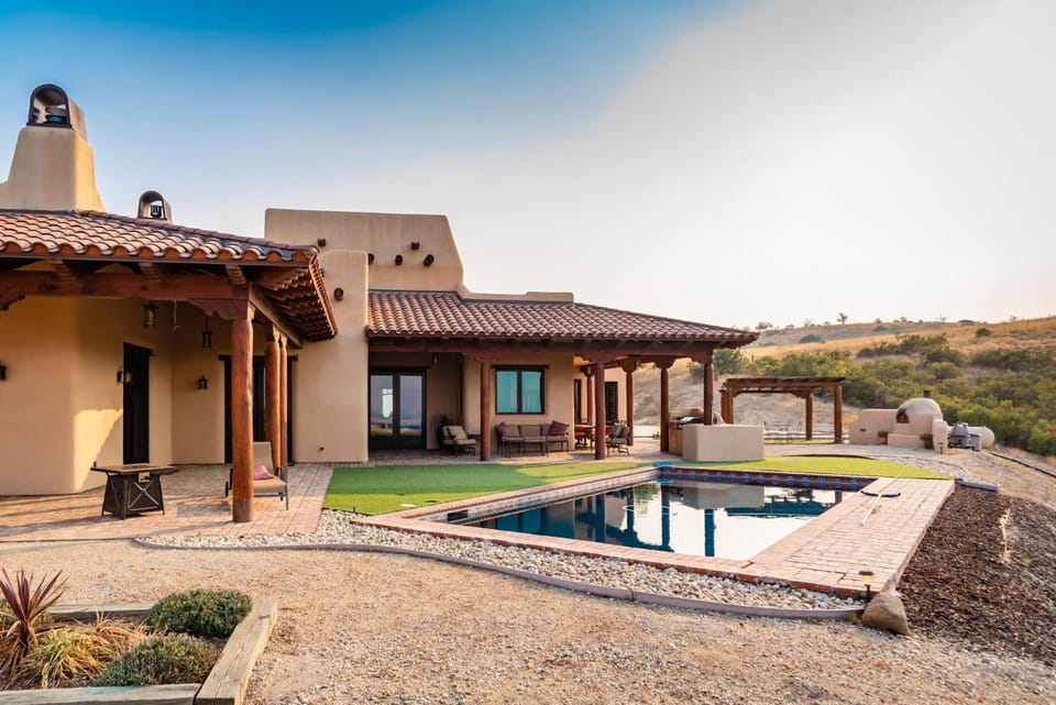 Renata's Retreat House in Sierra Nevada