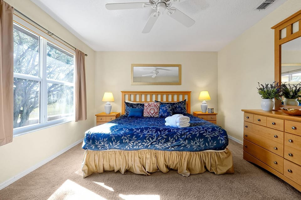 The Regal Palms Resort With Lazy River and Arcade Games House in Four Corners