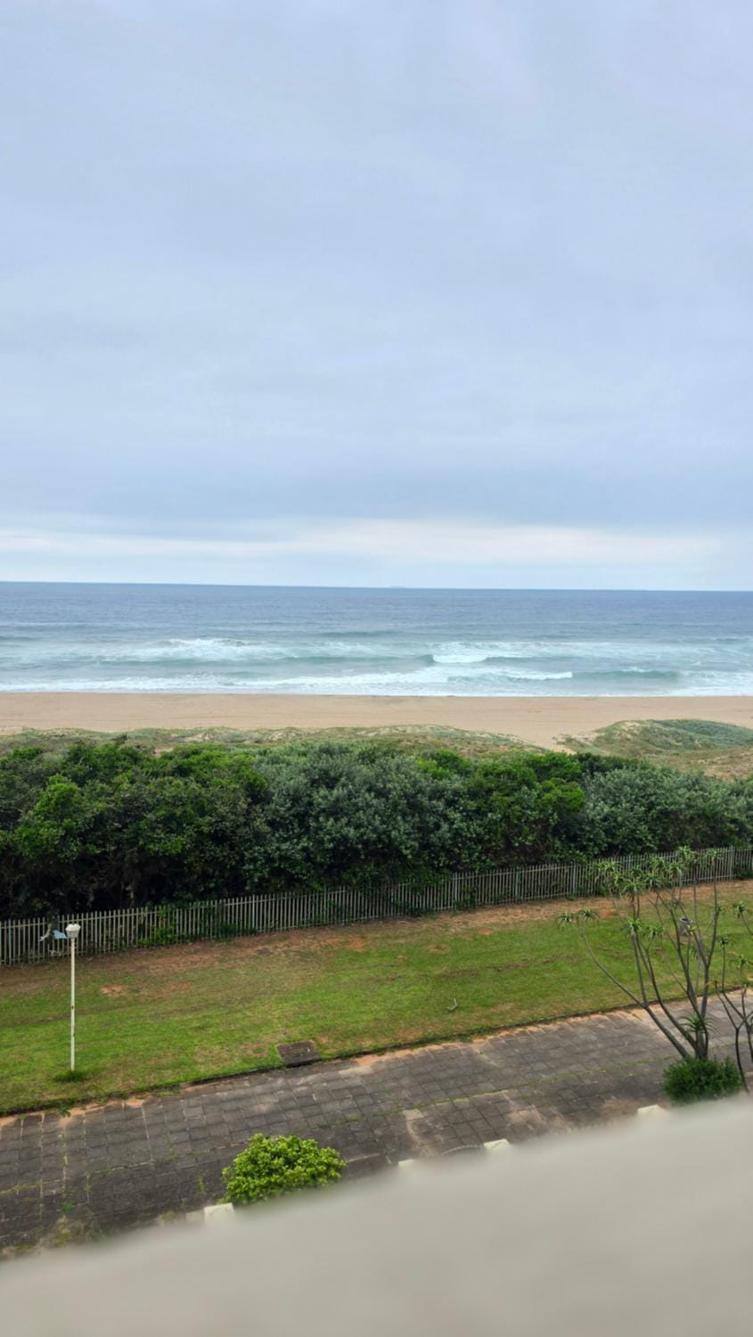 407 L'Escalier Cabanas -Beachfront Paradise Apartment in KwaZulu-Natal