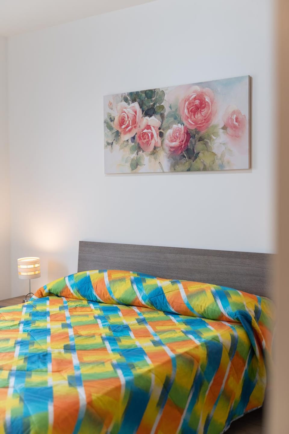 Bed, Photo of the whole room, Decorative detail, Bedroom