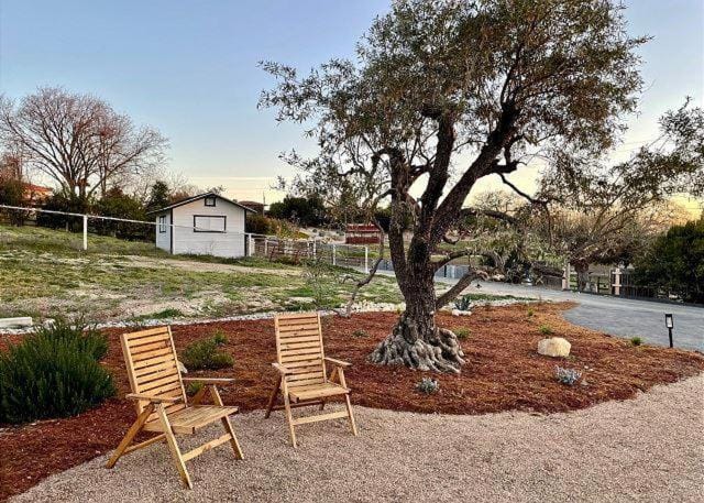Olive and Stone House in Templeton