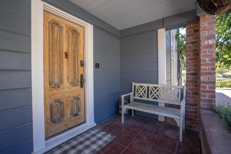 Blue Chestnut House in Paso Robles