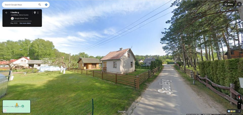 Property building, Location