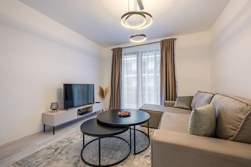 Communal lounge/ TV room, TV and multimedia, Living room