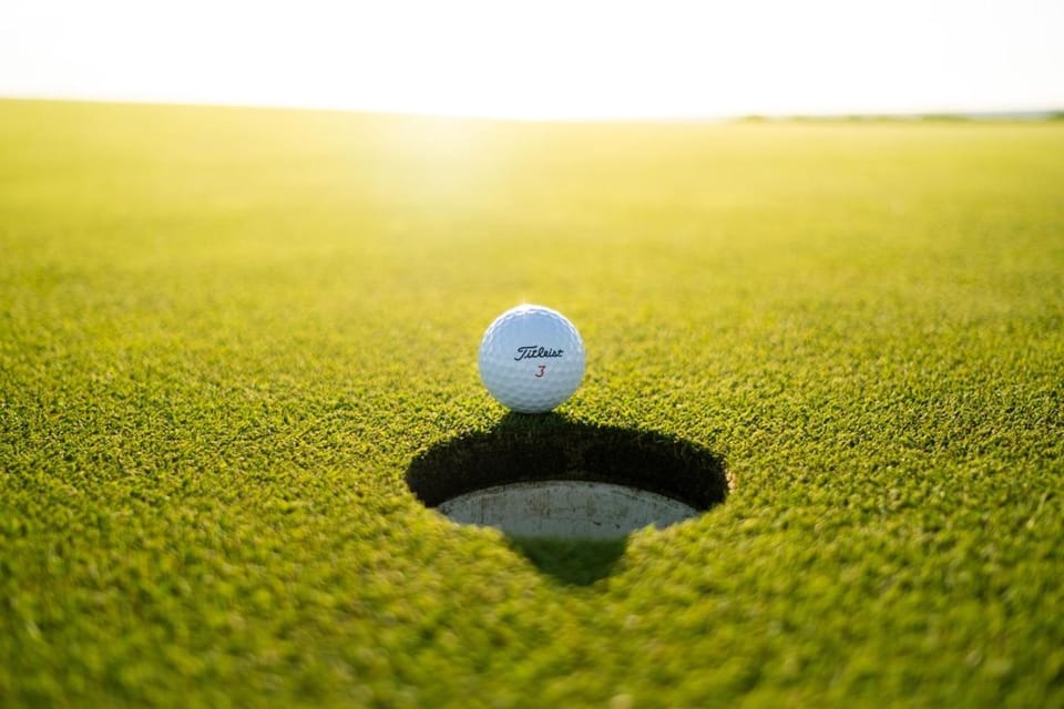15th Fairway Retreat House in Oregon