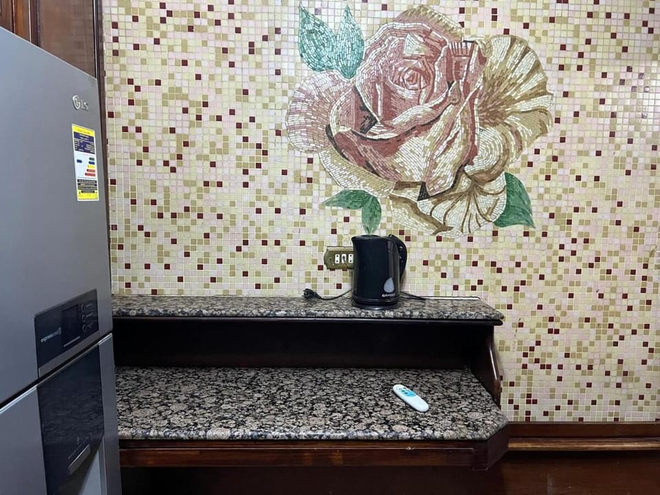 3 Bedroom apartment with Garden & Office Apartment in Cairo Governorate