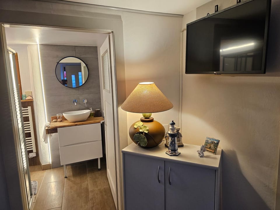 joli appartement au cœur du village Apartment in Canton of Valais