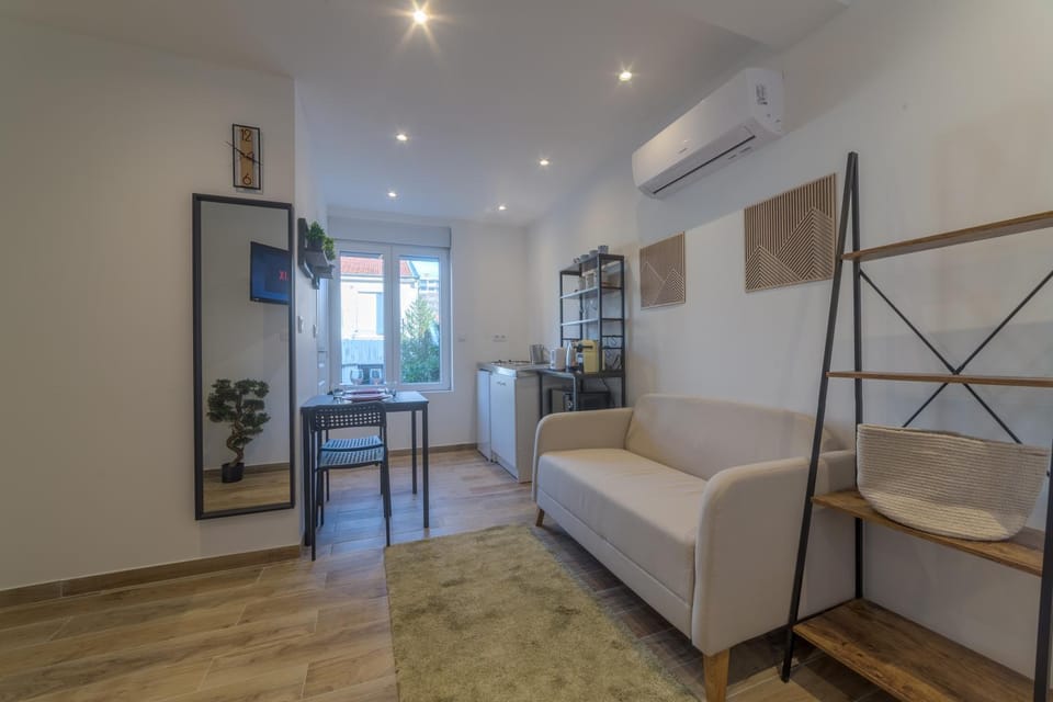 Pasteur Collection - Design & Cosy - 2pers Apartment in Villeurbanne