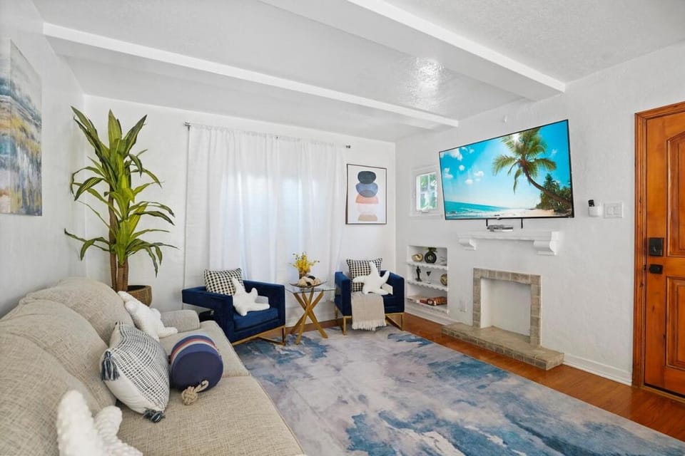 Belmont Shore Escape - Arcades - FirePit - Beach - Parking House in Belmont Shore
