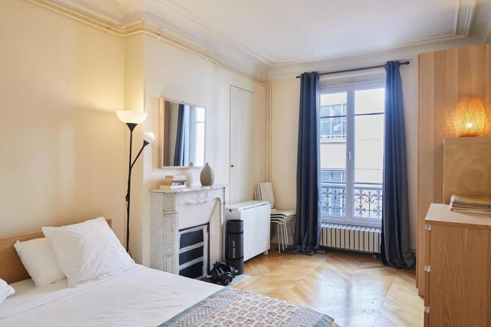 Saint-Germain-des-Prés 60m2 Apartment in Paris