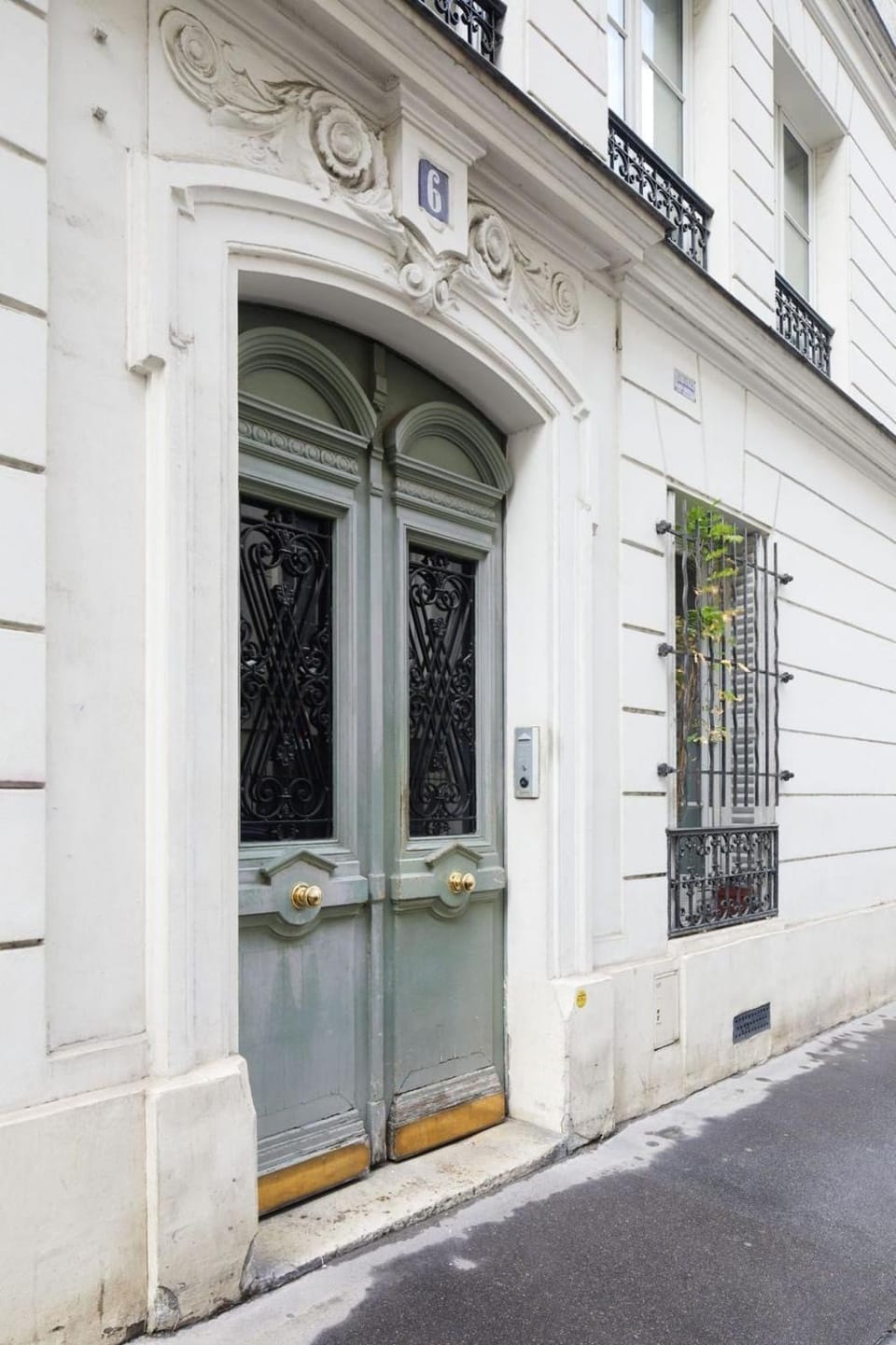 Saint-Germain-des-Prés 60m2 Apartment in Paris