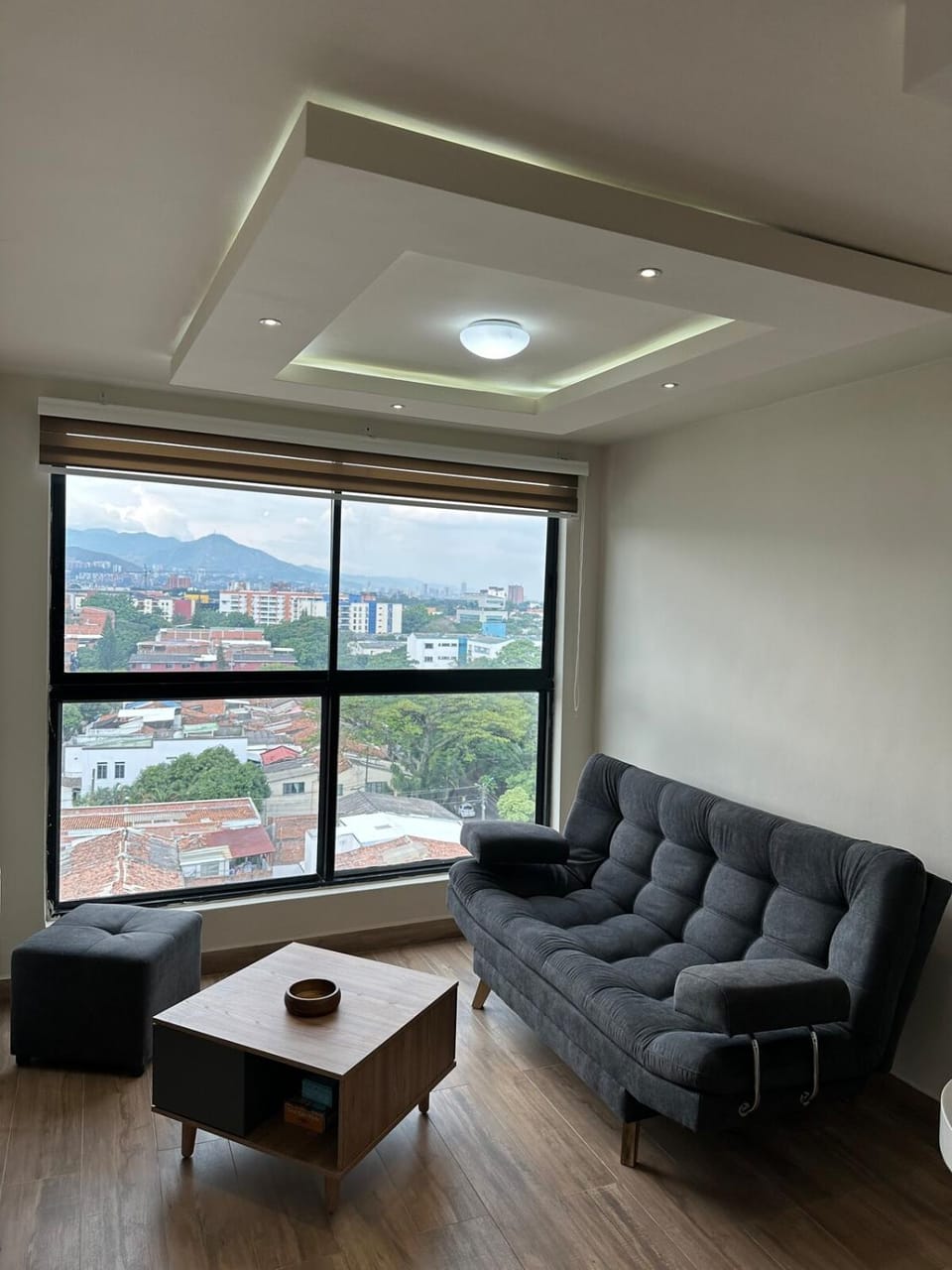 Mejor vista panorámica ubicación céntrica al lado de centros comerciales y los mejores restaurantes tenemos hermosa piscina gimnasio y parqueadero gratis Apartment in Cali