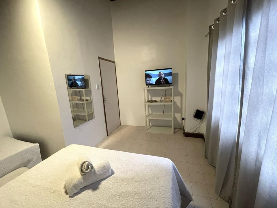 Quarto 5 próximo ao aeroporto internacional Vacation rental in Belém