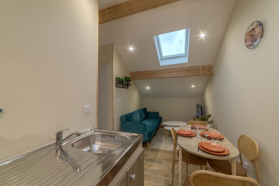 Pasteur Collection - Cozy & Warm - 4pers Apartment in Villeurbanne