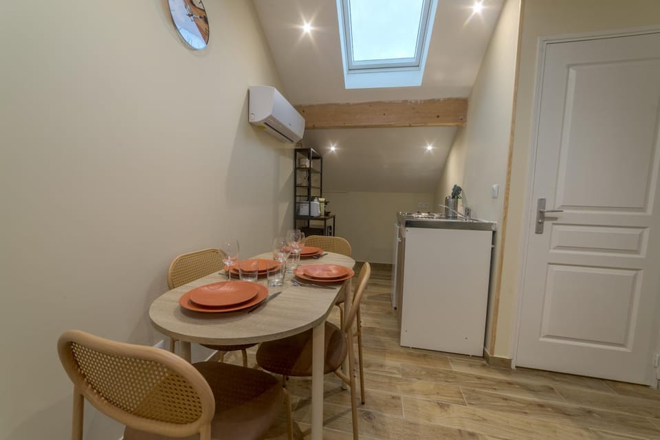 Pasteur Collection - Cozy & Warm - 4pers Apartment in Villeurbanne