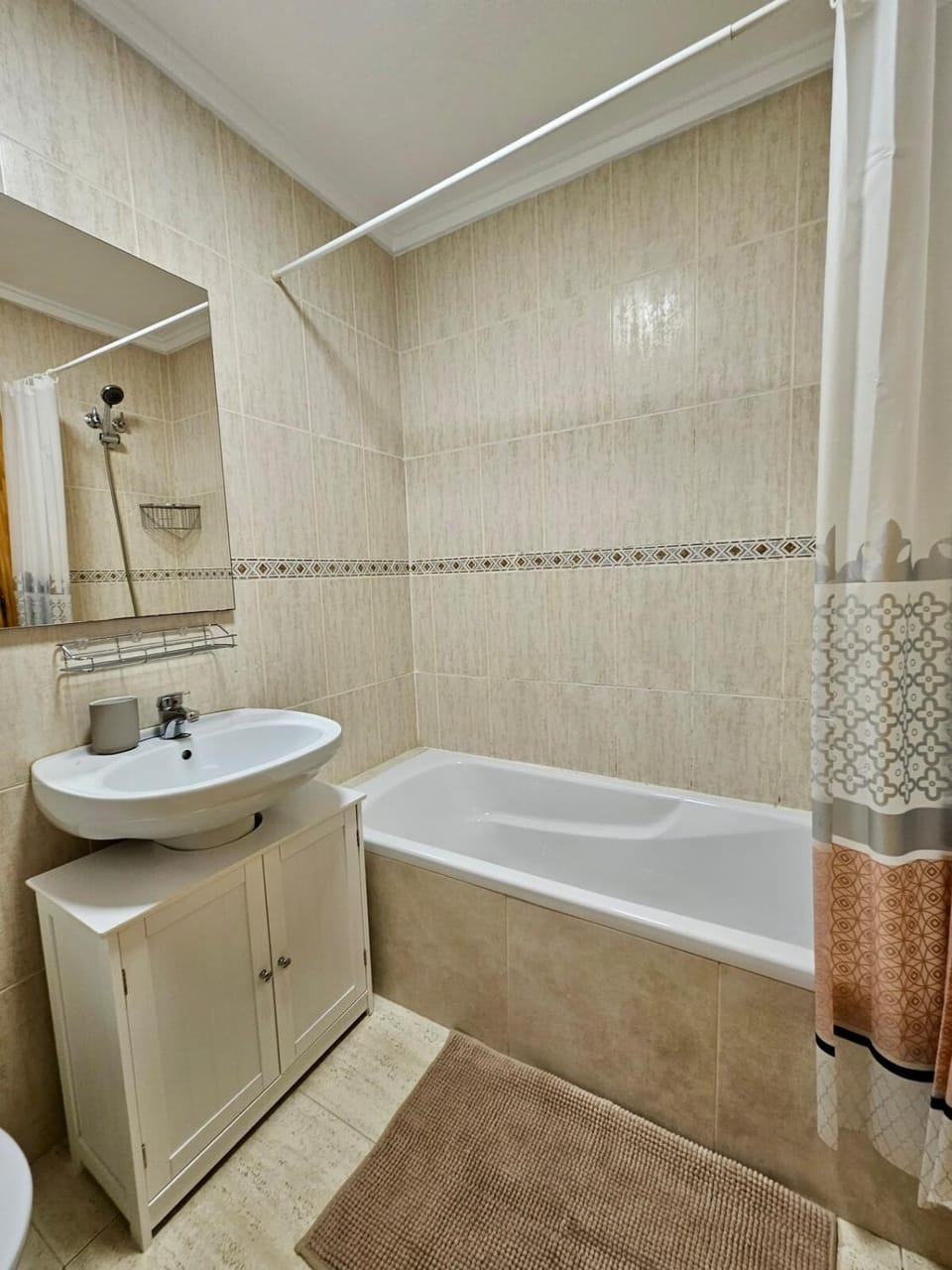 Bathroom, Bath, towels