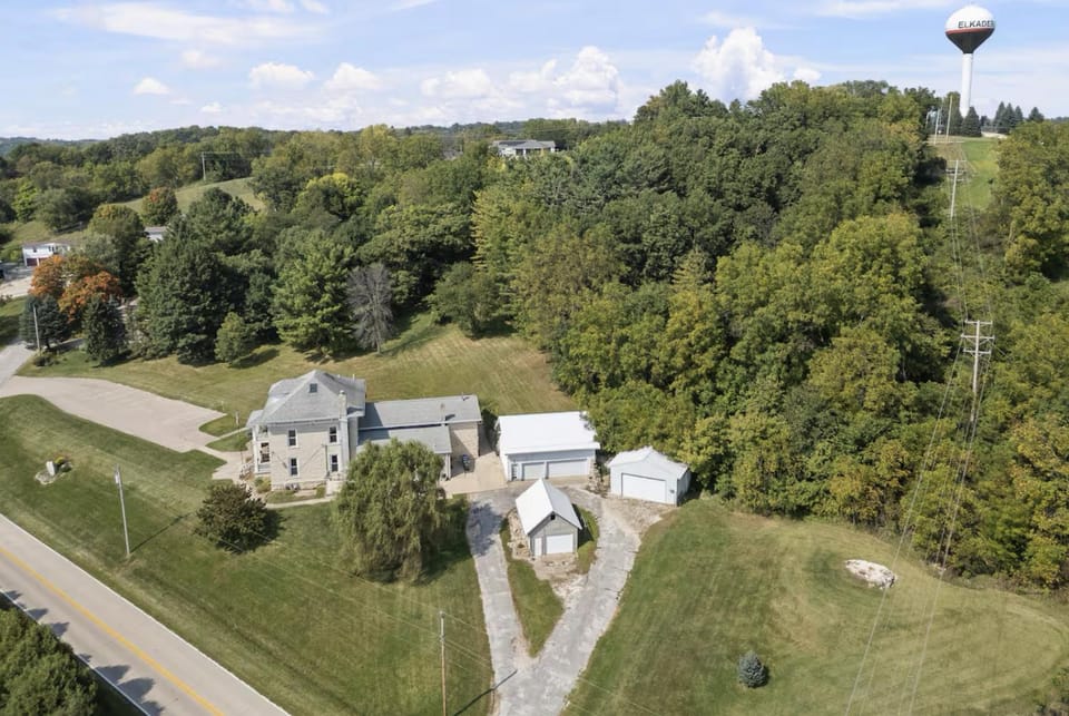 Elkader Jailhouse Inn Inn in Iowa