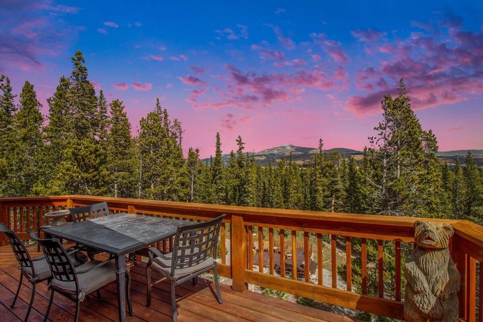 Mountain Views Hot tub 35min to Breck Pet Friendly House in Park County