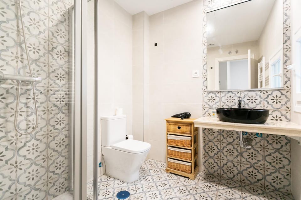 Shower, Bathroom