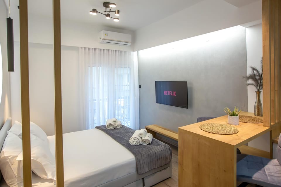 Bed, TV and multimedia