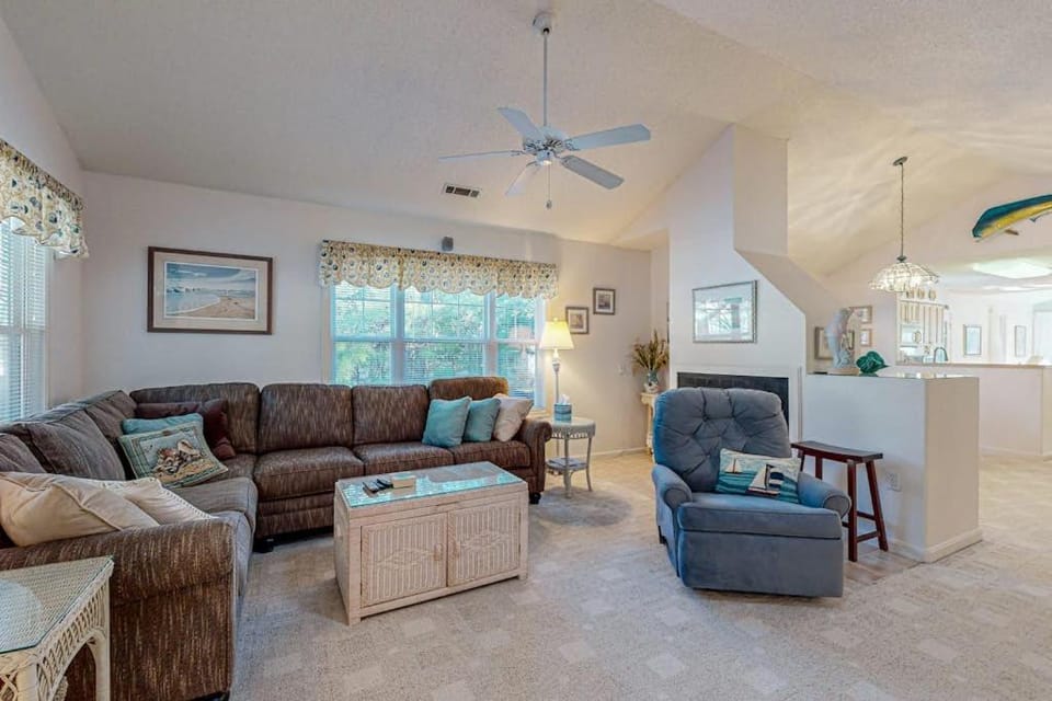 Savannahs Landing --- 10 Mary Elizabeth Dr House in Ocean View