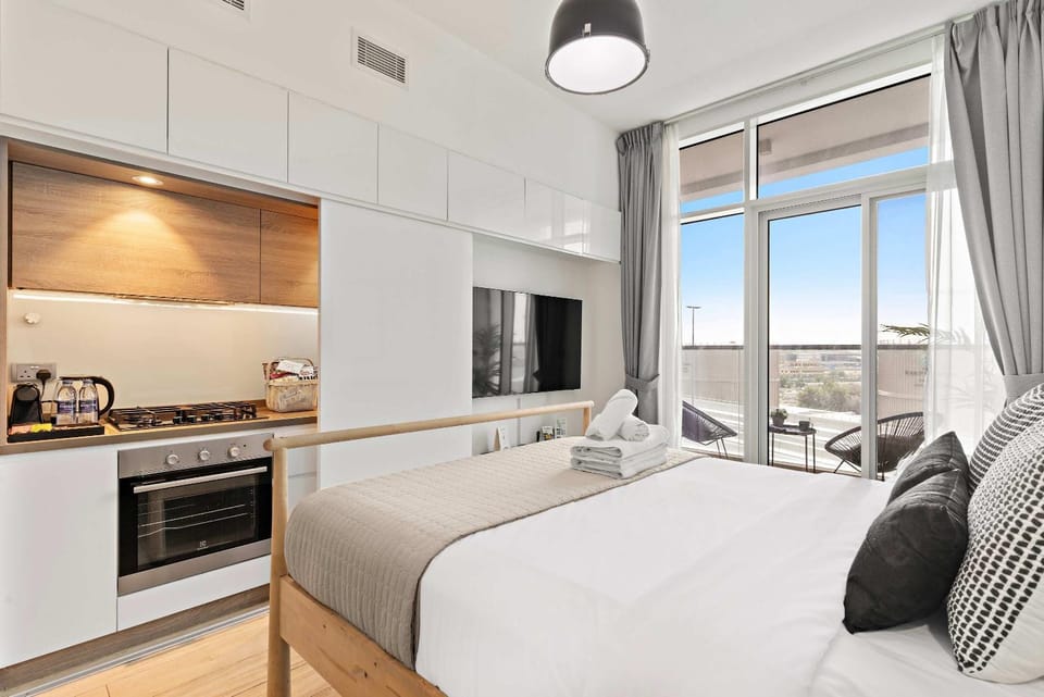 Airstay - Contemporary Studio - Dubai Marina - Monthly Offer Available Apartment in Dubai